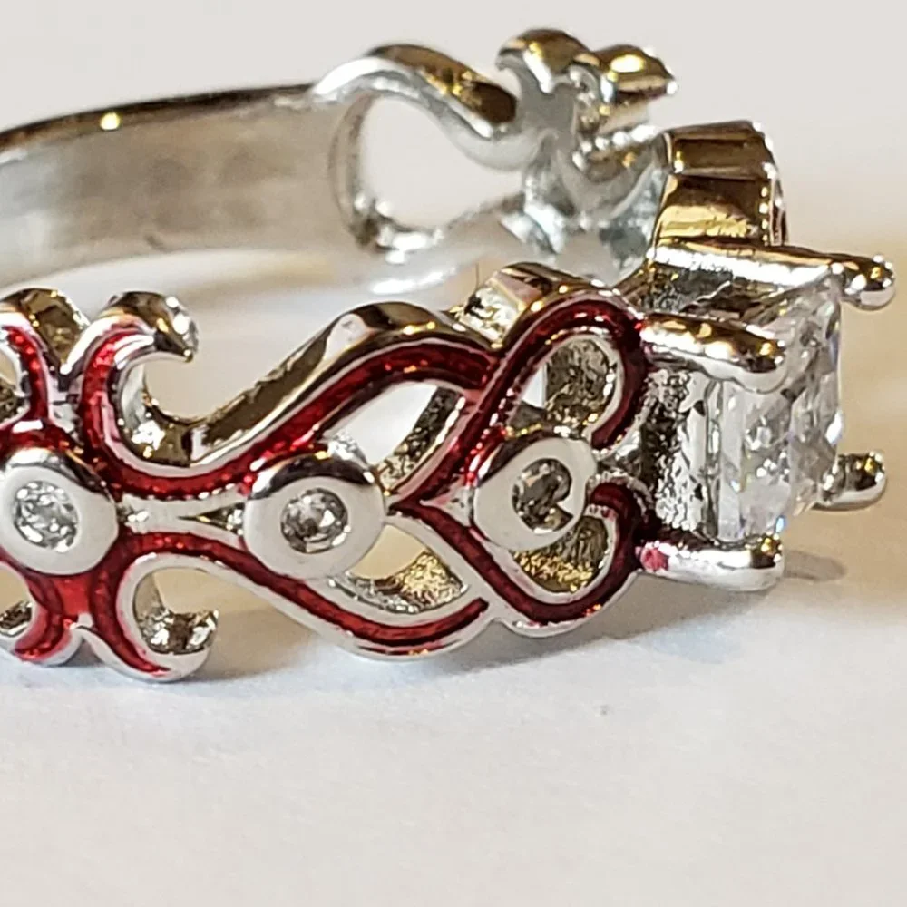 Princess Cut Solitaire Red Enamel Love Hearts Ring in Sterling Silver Sz 5.5